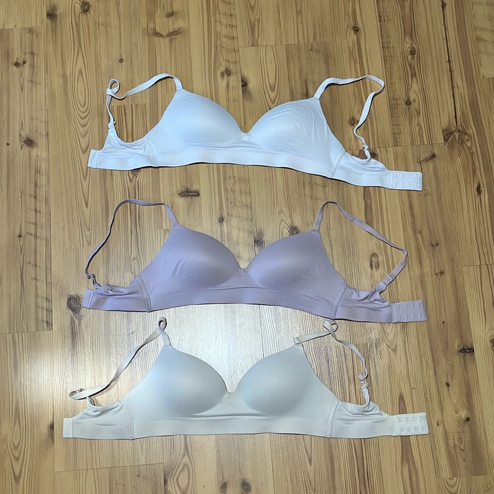 Soma enbliss wireless lot of three bras size 32 C